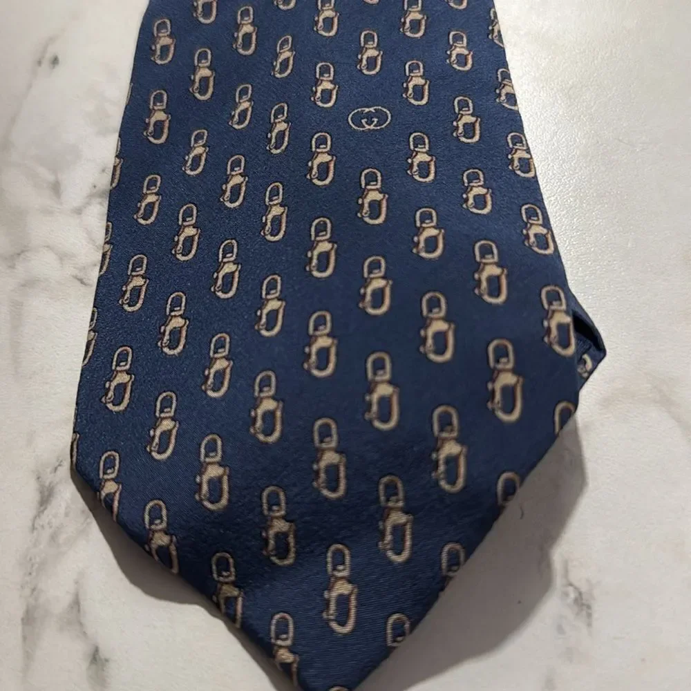 Gucci Men’s Tie EUC